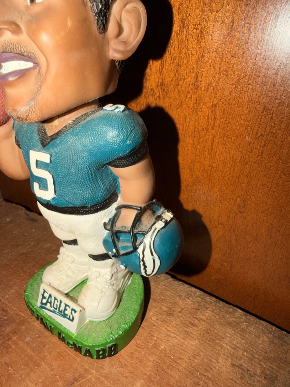 Philadelphia Eagles Donovan McNabb Bobblehead NFL Quarterback Statue - Picture 5 of 10